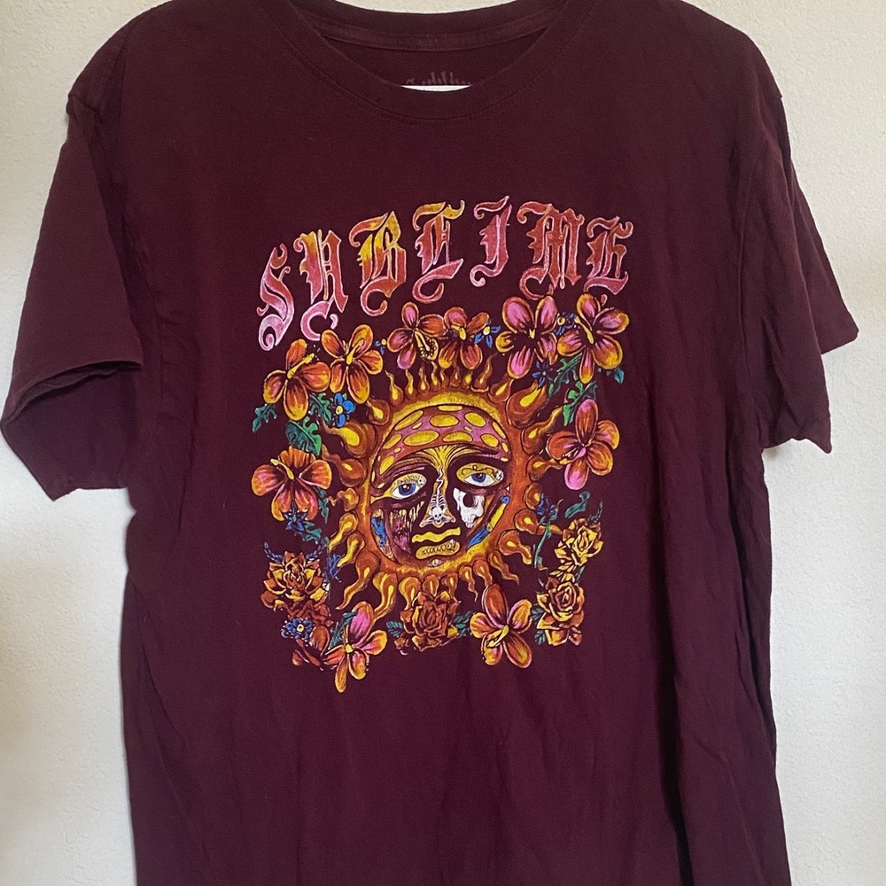 Sublime Graphic Short Sleeve Tee - Maroon